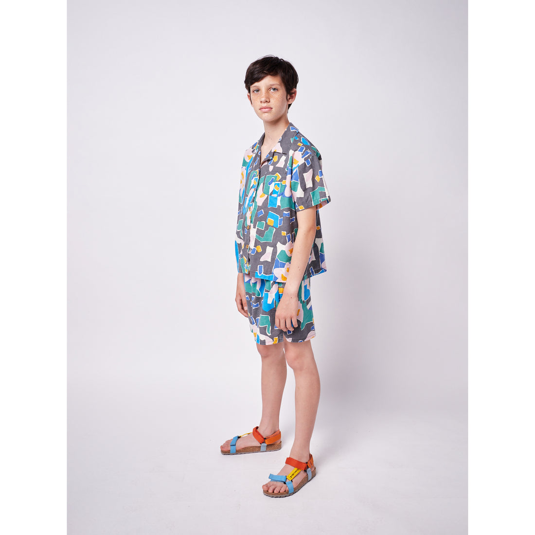 bobo-choses-stains-all-over-woven-shorts-bobo-s22-122ac076-2-3y