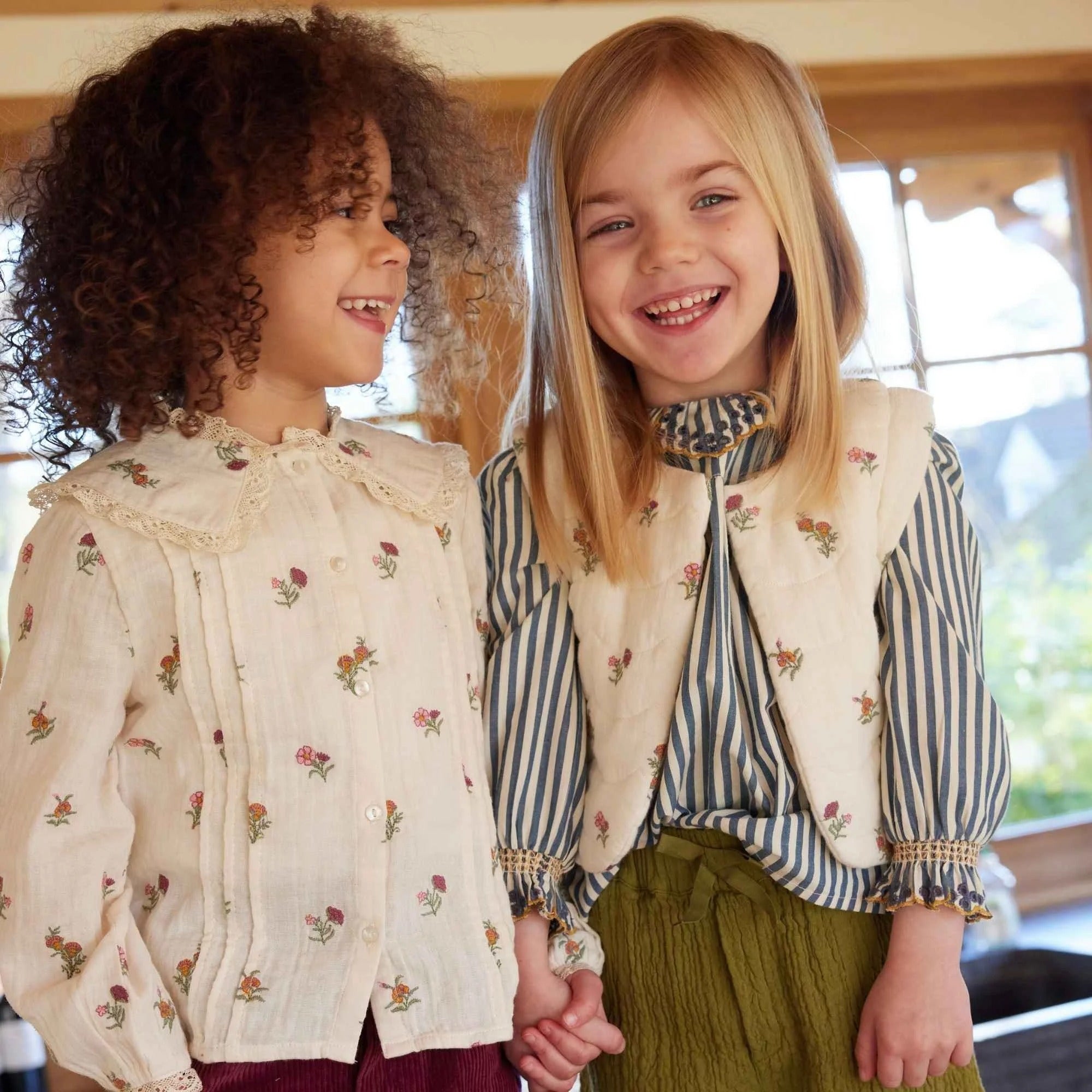 bonheur-du-jour-paris-cherry-fur-girl-reversible-sleeveless-vest-ecru-rosee-bdj-w25cherryfur-ecrur-2y