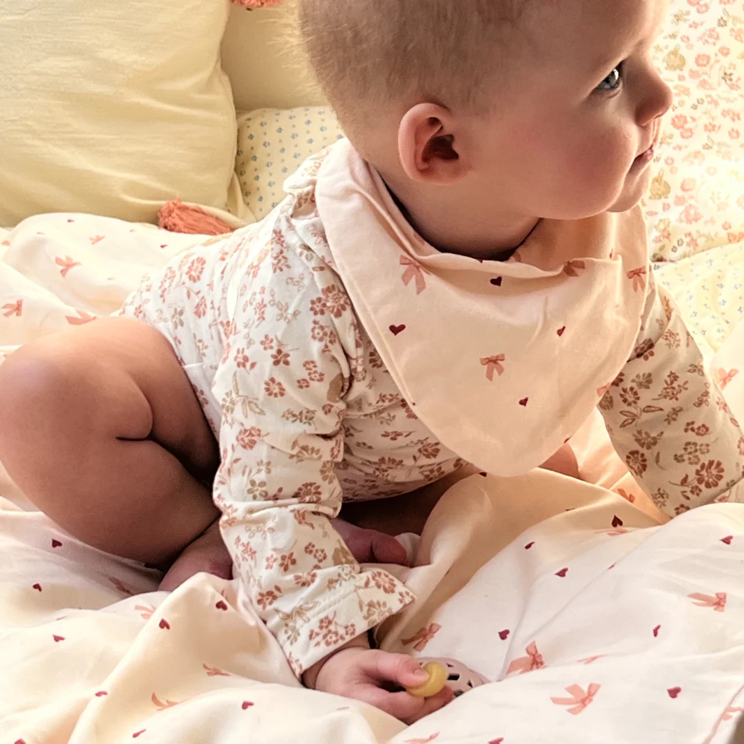 cam-cam-copenhagen-bandana-bib-jersey-2-pack-gots-bows-cam-921-p93