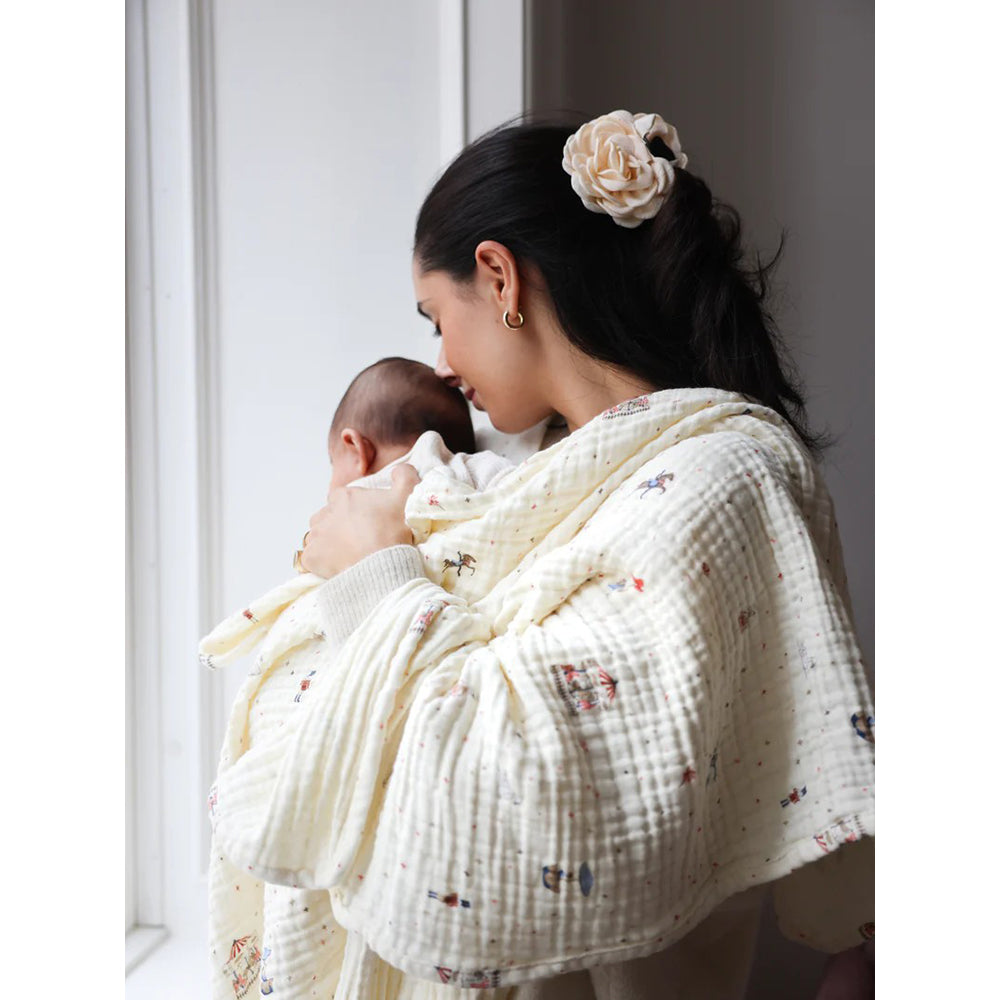 cam-cam-copenhagen-muslin-baby-blanket-gots-carousel