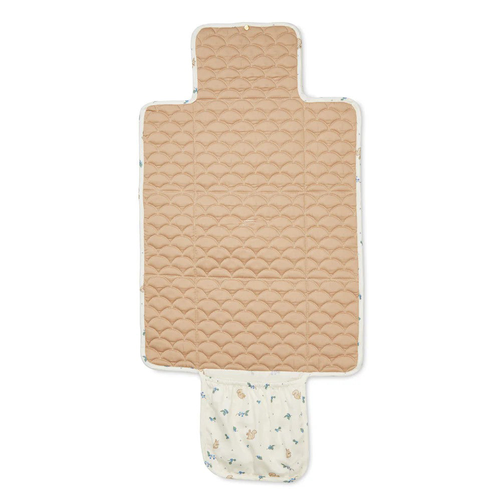 cam-cam-copenhagen-quilted-changing-mat-ocs-blueberries