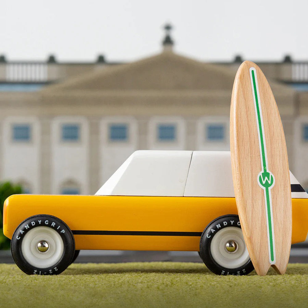 candylab-candycar-cotswold-gold