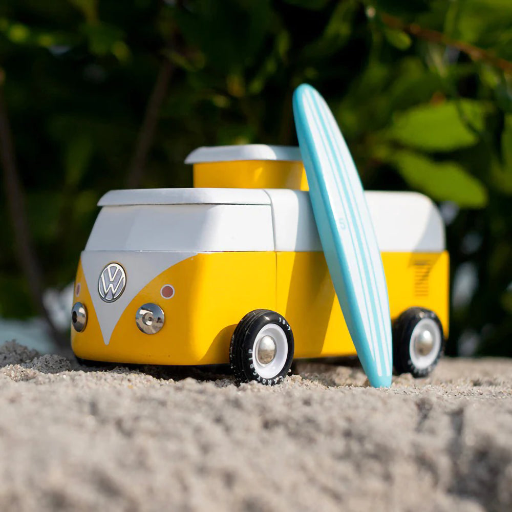 candylab-candycar-tw-beach-bus-sunset