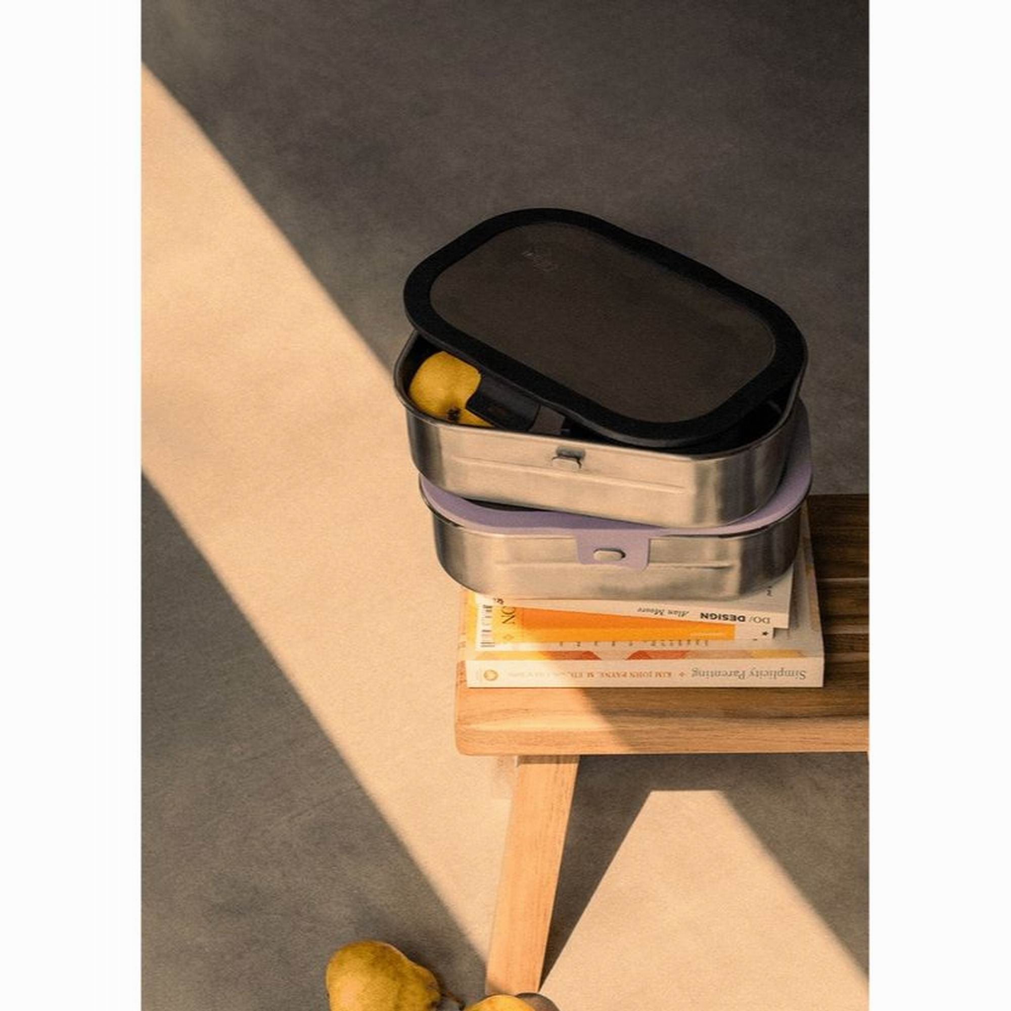 citron-ss-lunchbox-black-kitchen-citr-64498-07