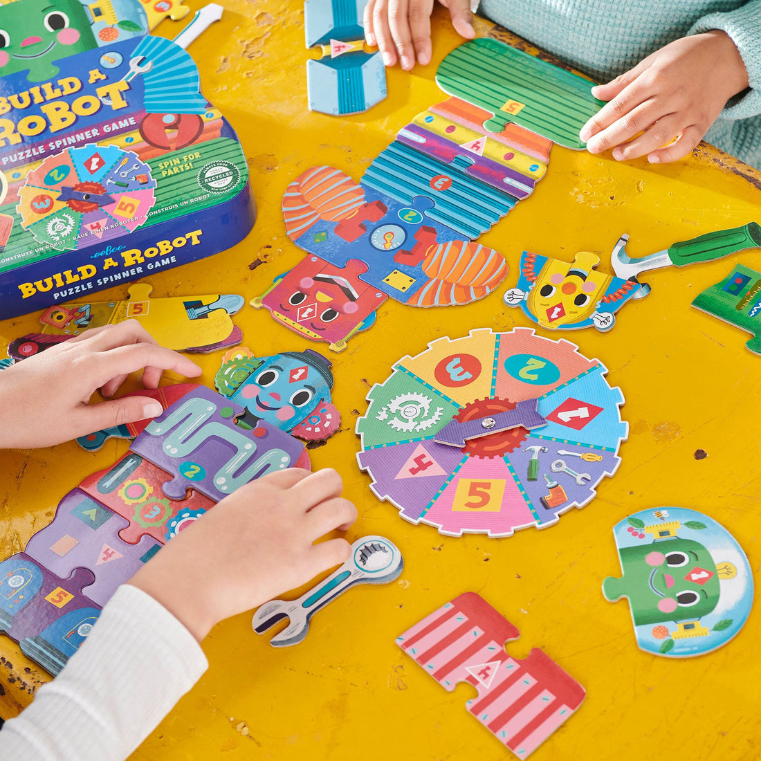 Eebo Botwe eeBoo Build A Robot Shaped Spinner Game – Petit Bazaar
