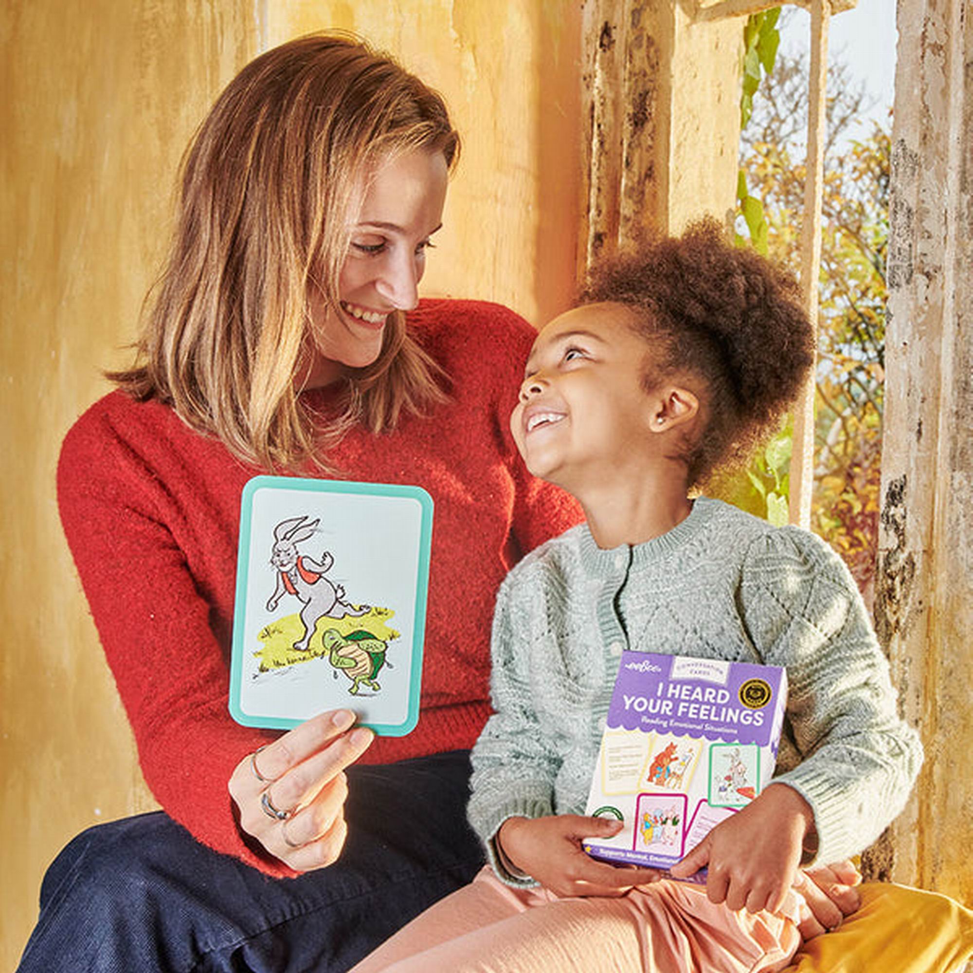 eeboo-i-heard-your-feelings-conversation-cards-new-packaging-play-toy-eebo-flihf-04