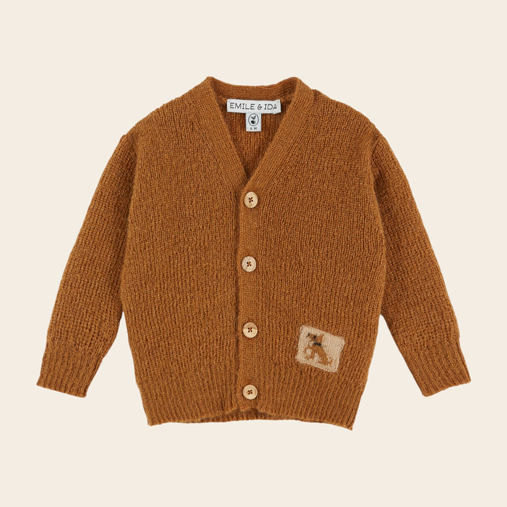 emile-et-ida-cardigan-patch-caramel-clothing-wear-fashion-eei-w26ae232-caram-02a