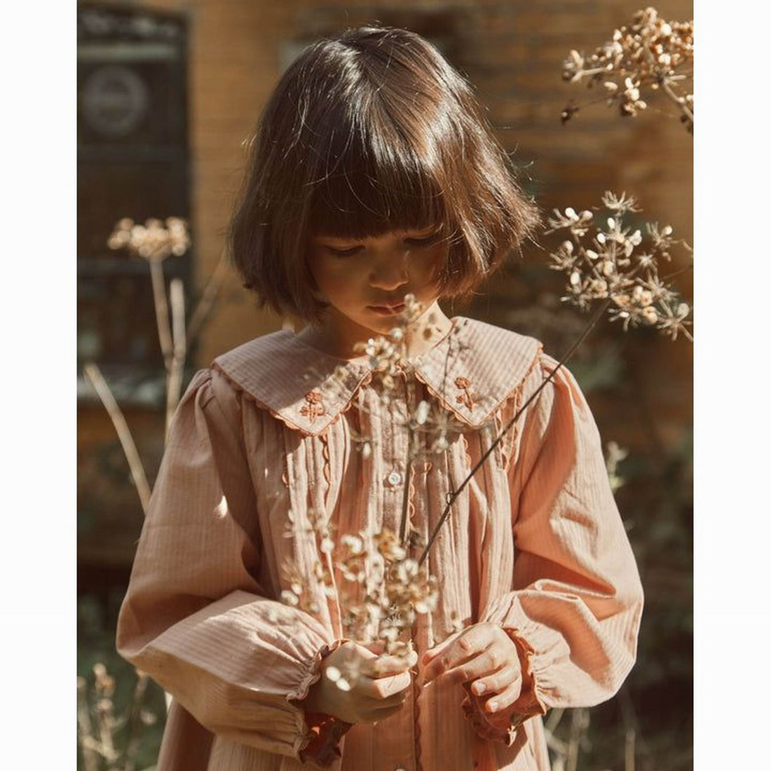 emile-et-ida-vintag-embroidered-dress-pigeon-clothing-wear-fashion-eei-w24aa046-pigeon-02a-04