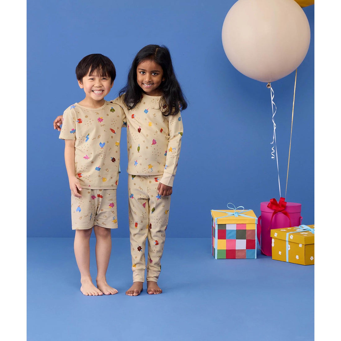 ergopouch-pyjamas-2-piece-set-long-sleeve-1-0-tog-2y-birthday-blobs-clothing-wear-fashion-ergo-zeppj-1-0tls02yrbb24-05