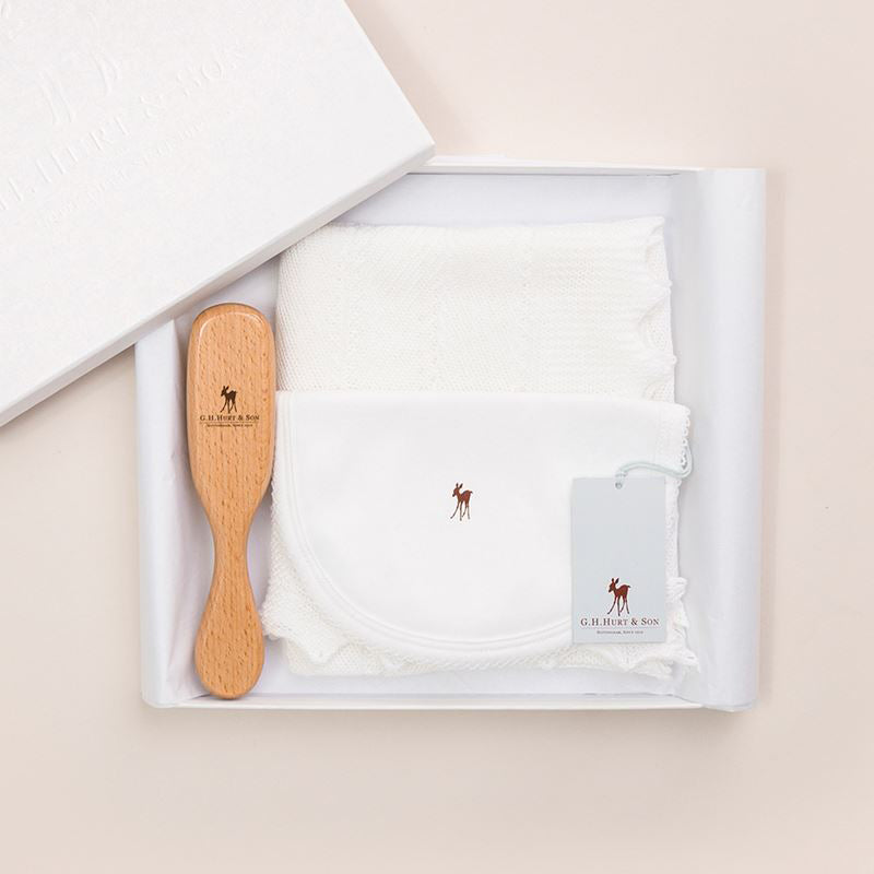 g-h-hurt-&-son-newborn-baby-gift-set-white-ghhs-cw216nbgs-wht