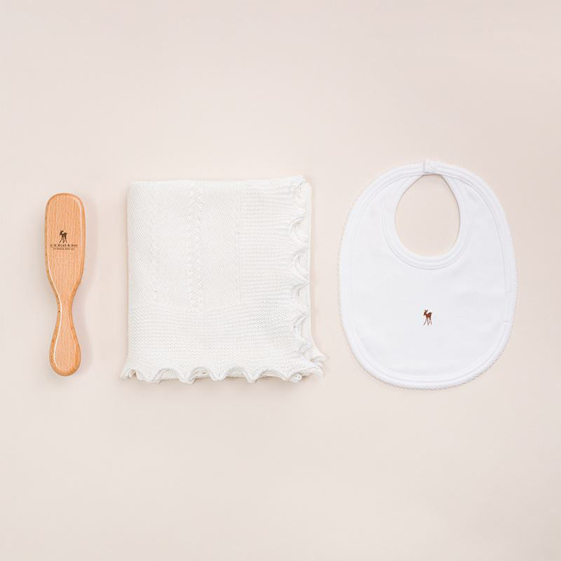 g-h-hurt-&-son-newborn-baby-gift-set-white-ghhs-cw216nbgs-wht
