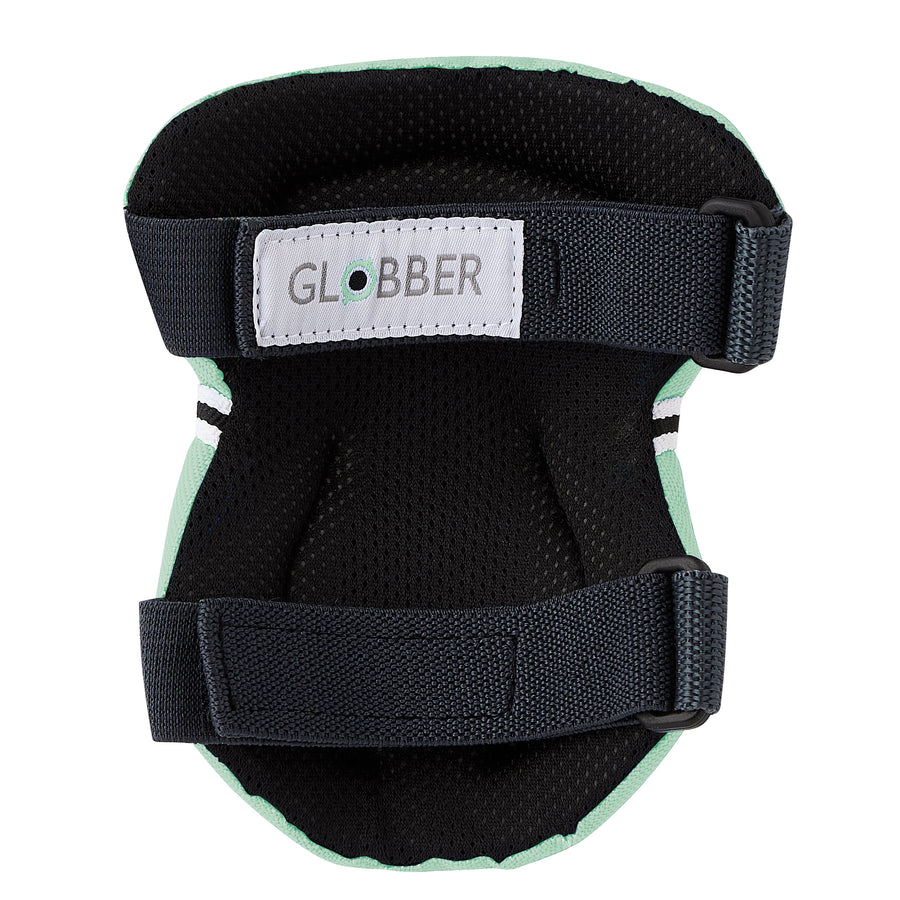 globber-protective-junior-set-mint-dark-mint-xxs-range-a-25kg-glob-540-206