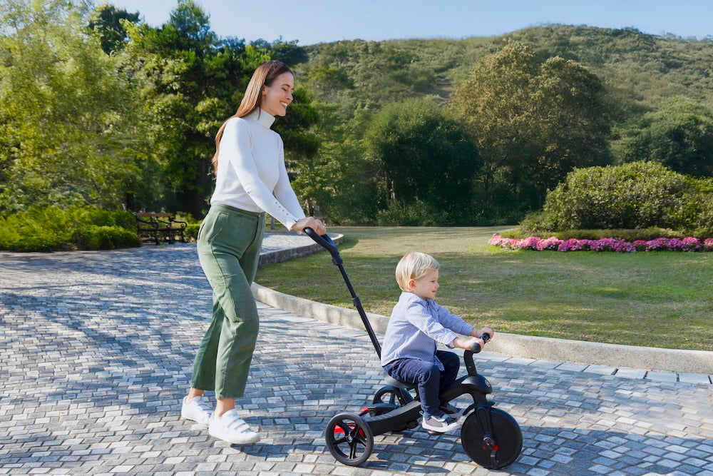globber explorer trike showcase 01.jpg__PID:08fa7db4-6a96-47ea-9346-2825447da01d