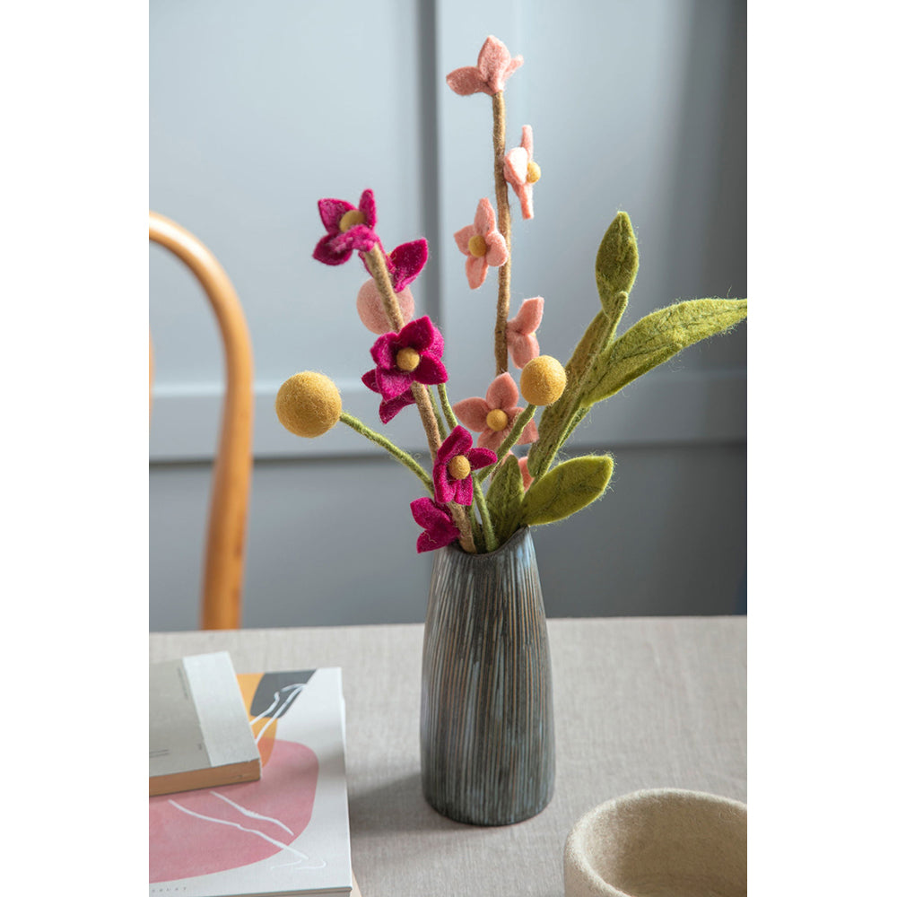 gry-sif-leaf-branch-sharp-green-30cm