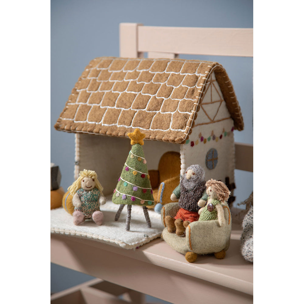 gry-sif-ochre-chair-pillow-lamp-5-5-8cm