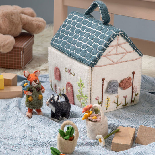 gry-sif-small-girly-fox-w-green-dress-12cm