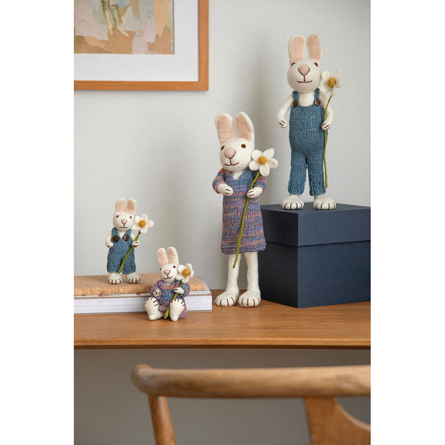 gry-sif-white-bunny-w-multi-colorful-dress-marguerite-14cm