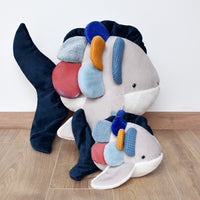 histoire-d-ours-rainbow-fish-40cm-hdo-ho3077