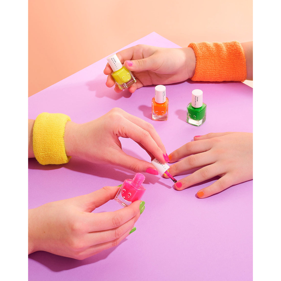 inuwet-neon-orange-mango-scent-for-kids-inuw-vinkv16