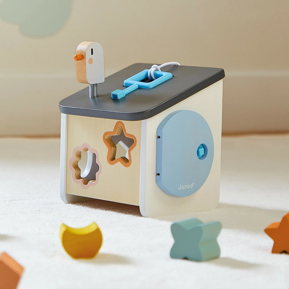 janod-bird-house-shape-sorter-jura-j04062