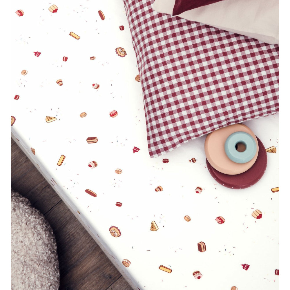 kadolis-printed-fitted-sheet-organic-cotton-90x200cm-gourmandises-kado-dhco90200gmd