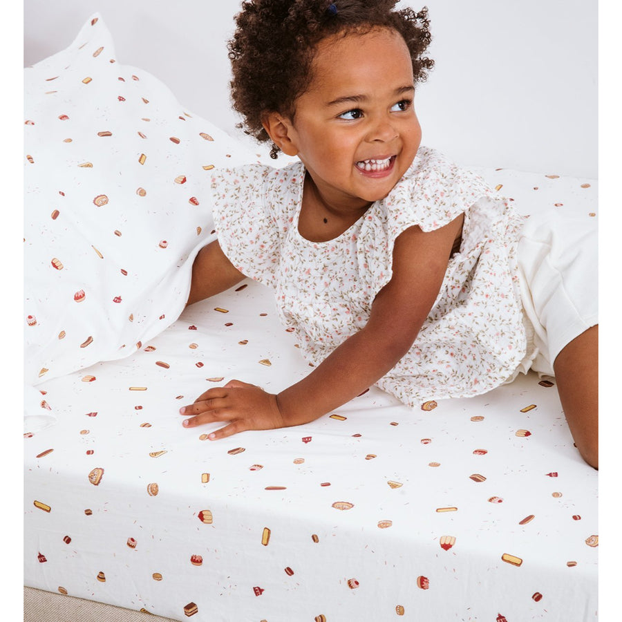 kadolis-printed-fitted-sheet-organic-cotton-90x200cm-gourmandises-kado-dhco90200gmd