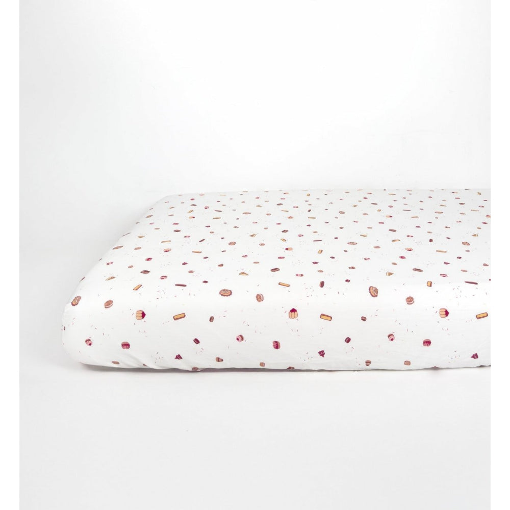 kadolis-printed-fitted-sheet-organic-cotton-crib-70x140cm-gourmandises-kado-dhco70140gmd