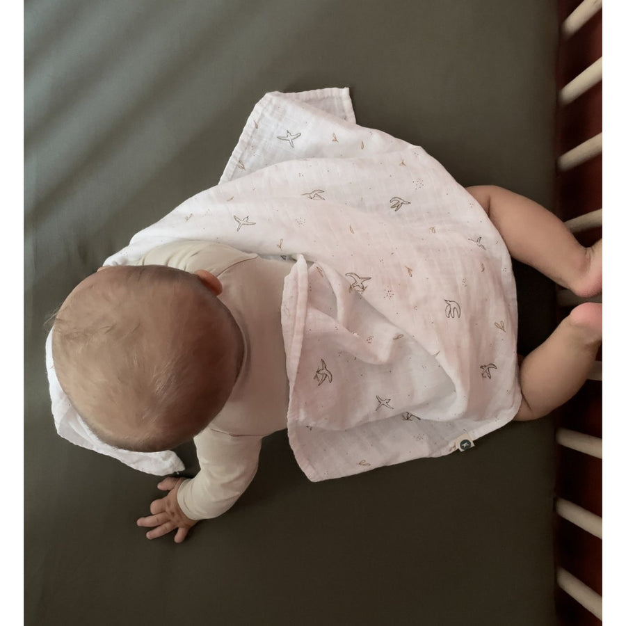 kadolis-printed-swaddle-blanket-organic-cotton-120x120cm-lenvolée-kado-kalanmaxenv