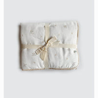 kadolis-quilted-baby-blanket-l-envol-e-amber-baby-nursery-kado-couv75100envamb-01