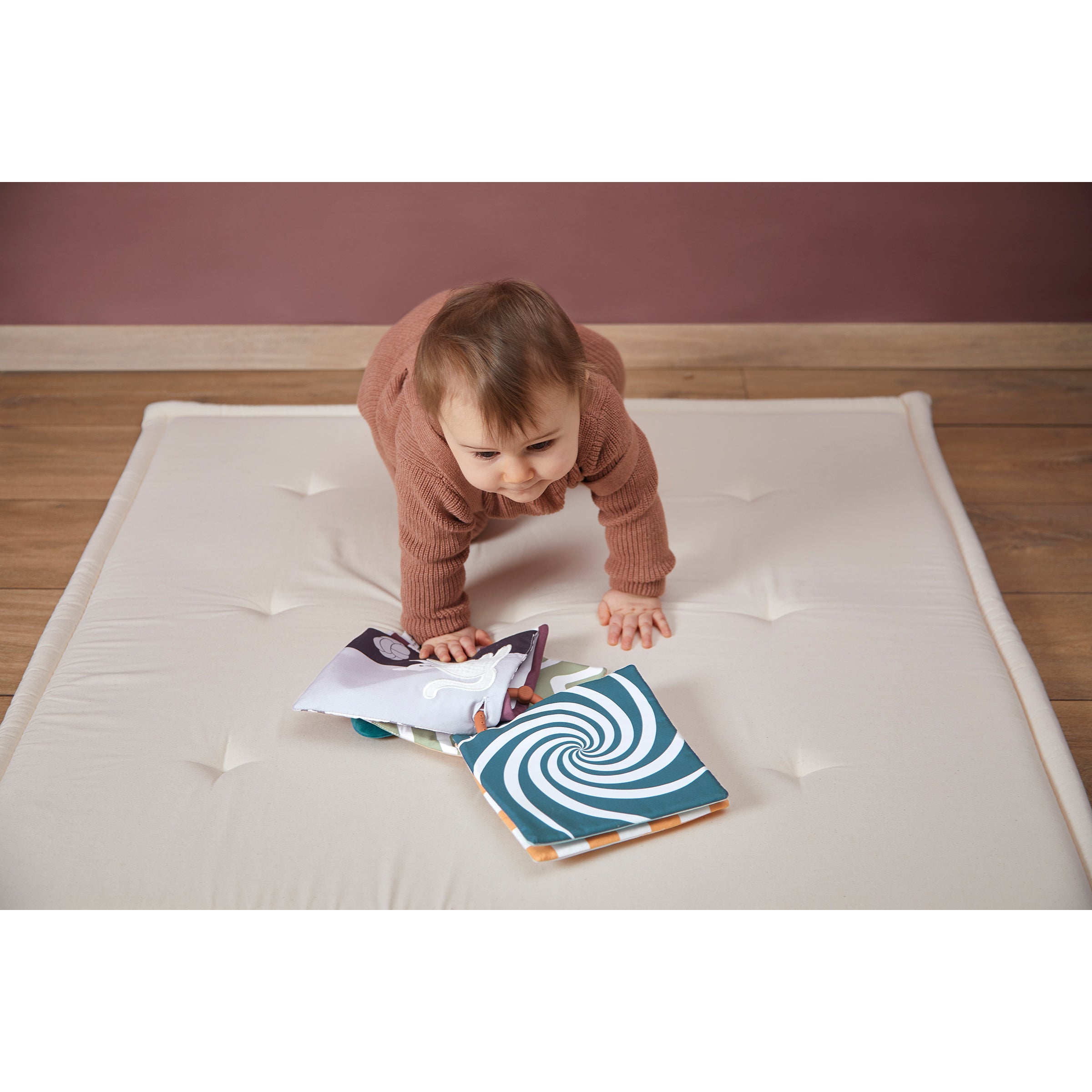 kaloo-my-sensory-awakening-cards-kalo-k227005