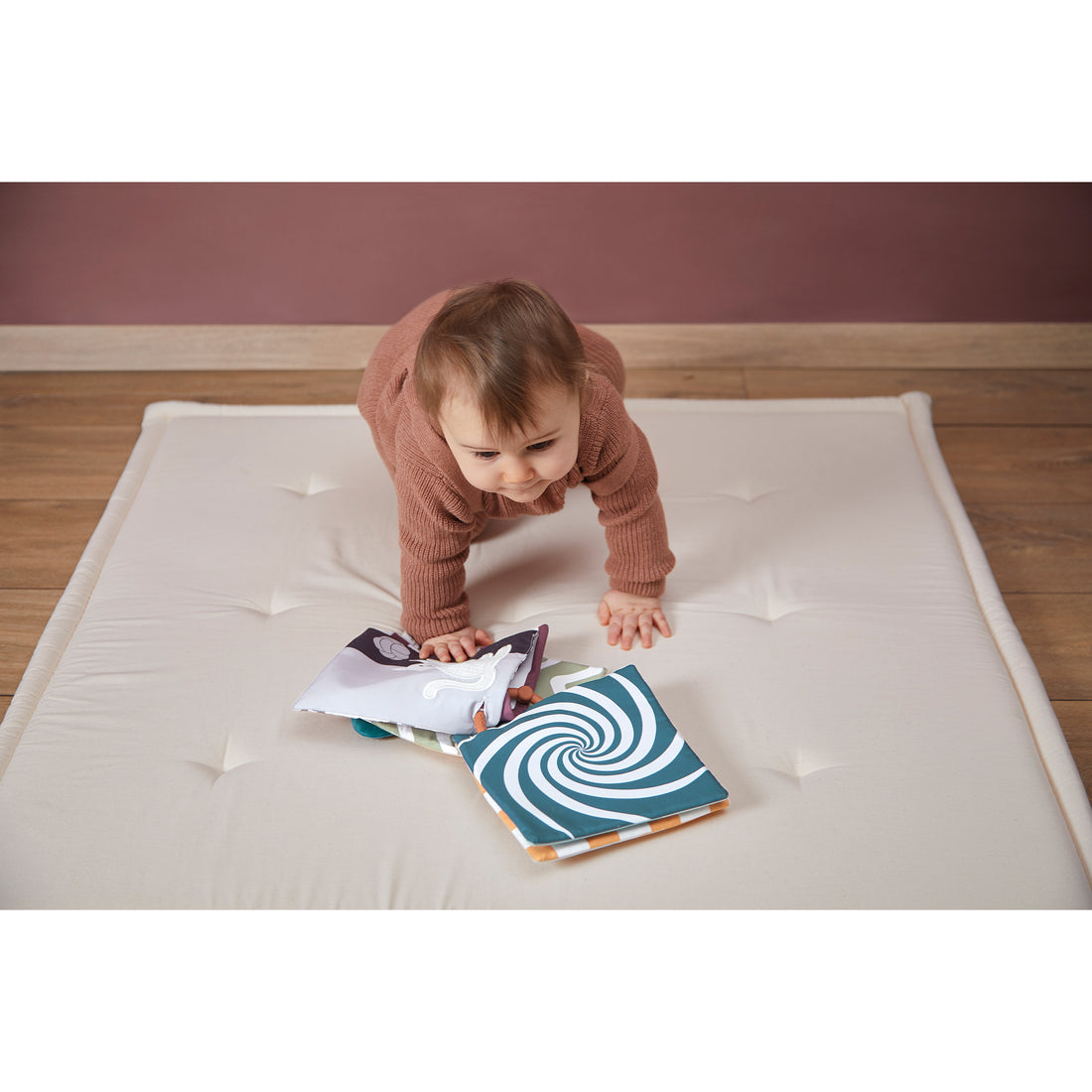kaloo-my-sensory-awakening-cards-kalo-k227005