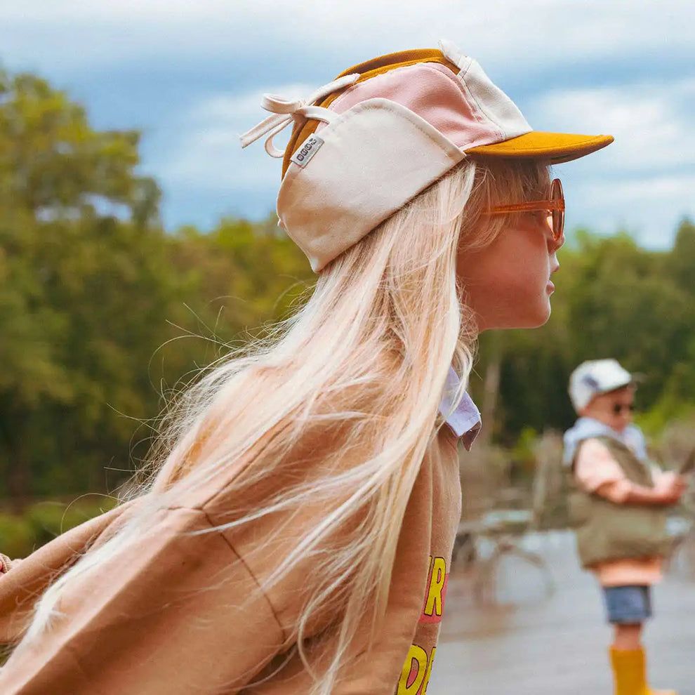 ki-et-la-camper-cap-anti-uv-bear-brown-natural-pink-kiet-kcb1bnp