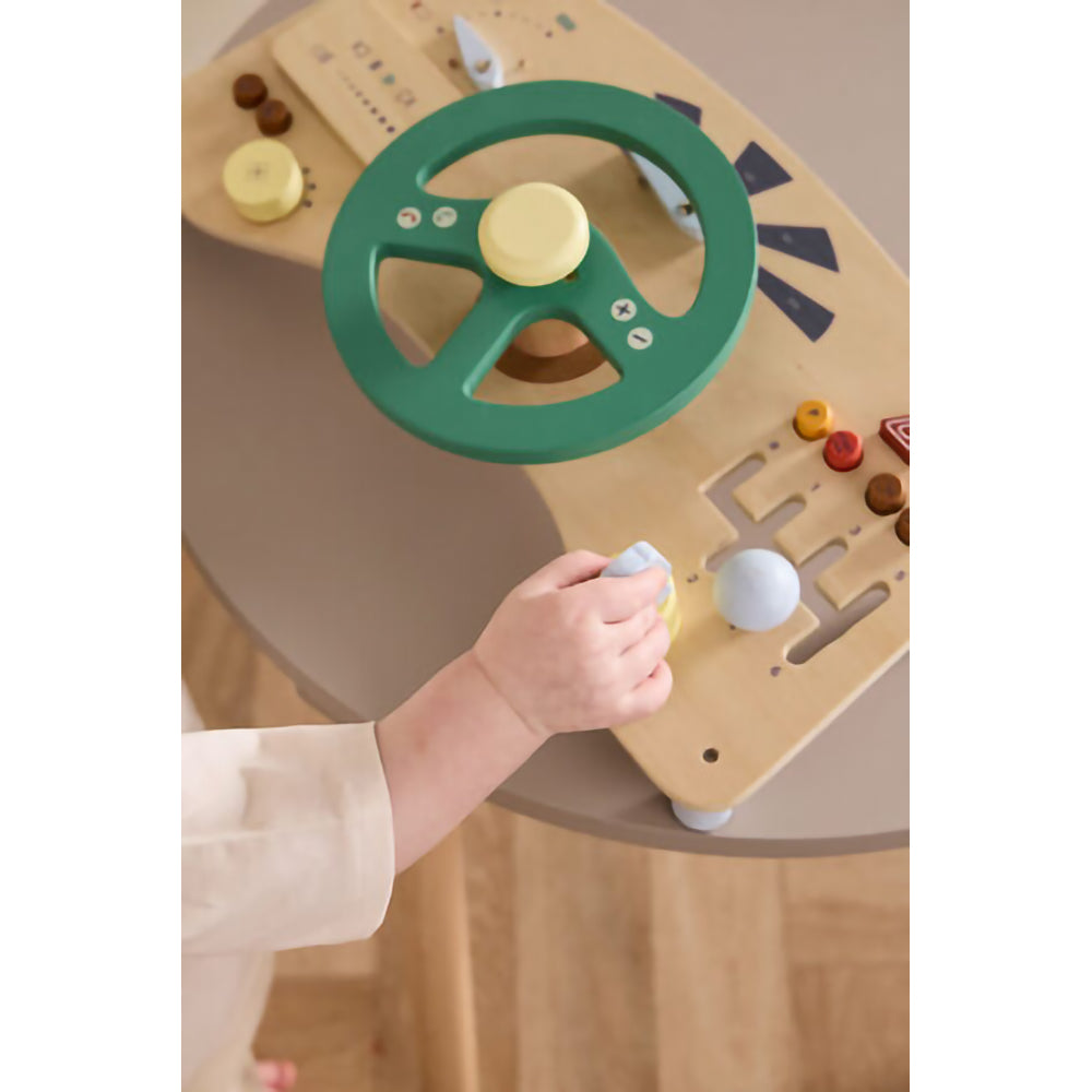 kids-concept-activity-board-car