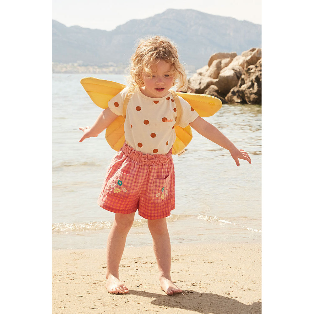 kids-concept-butterfly-pink-dress-up