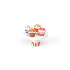 kids-concept-cake-stand-cupcakes-moomin