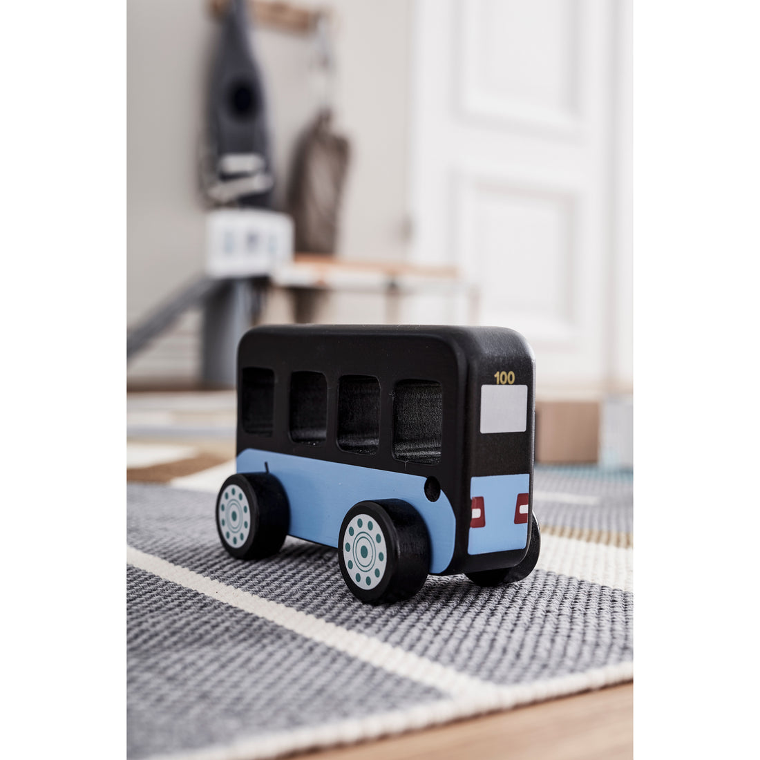 kids-concept-city-bus-aiden-kidc-1000304