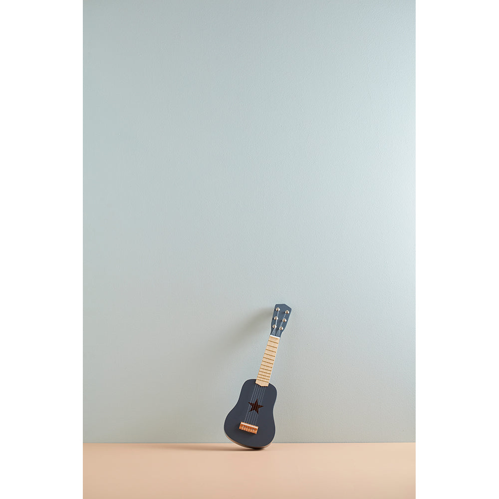 kids-concept-guitar-dark-grey