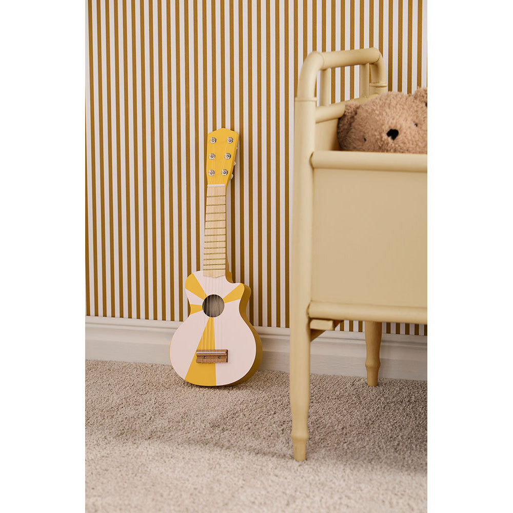 kids-concept-guitar-yellow-white