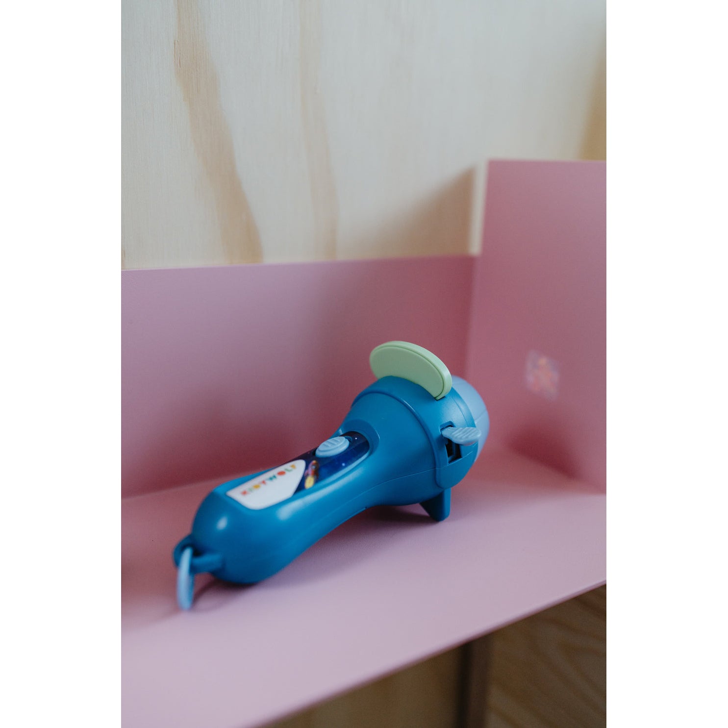 kidywolf-story-lamp-adventure-kidw-kidyslide-ad