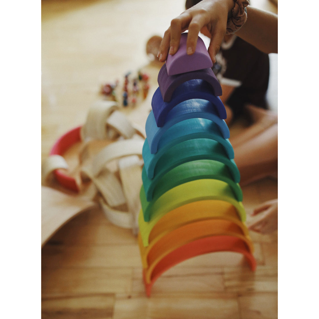 kinderfeets-large-rainbow-colored-arches-kinf-03635