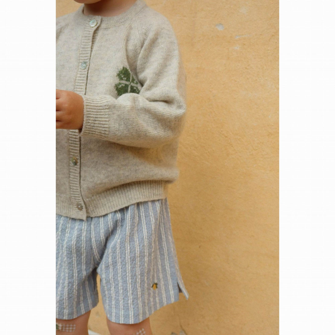 konges-sl-jd-elliot-shorts-gots-trio-bleu-stripe-clothing-wear-fashion-kong-s26ks104781-tbs-2y-05