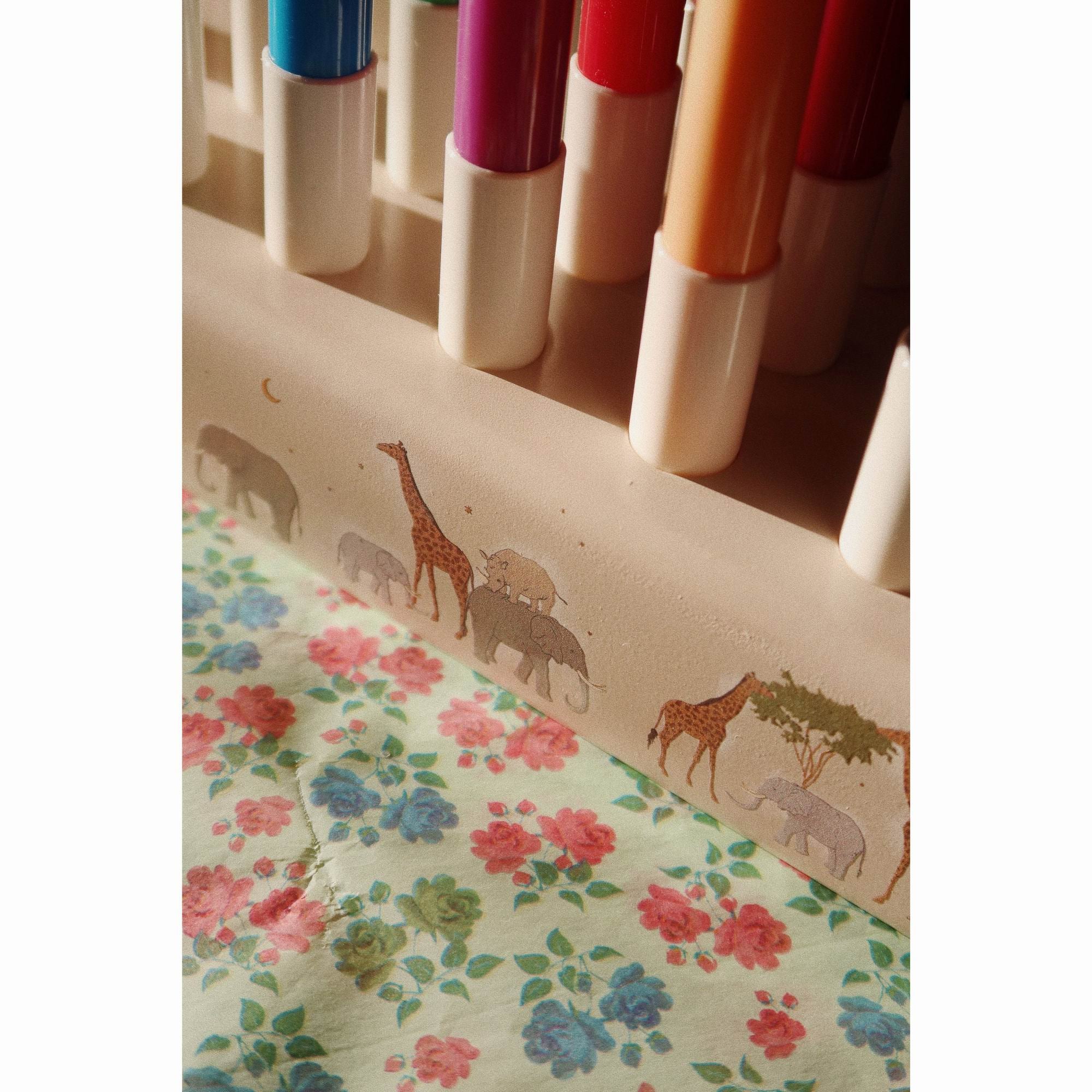 konges-sl-jd-markers-in-wooden-block-24-pcs-fsc-safari-stationery-kong-w24ks101597-safari-04