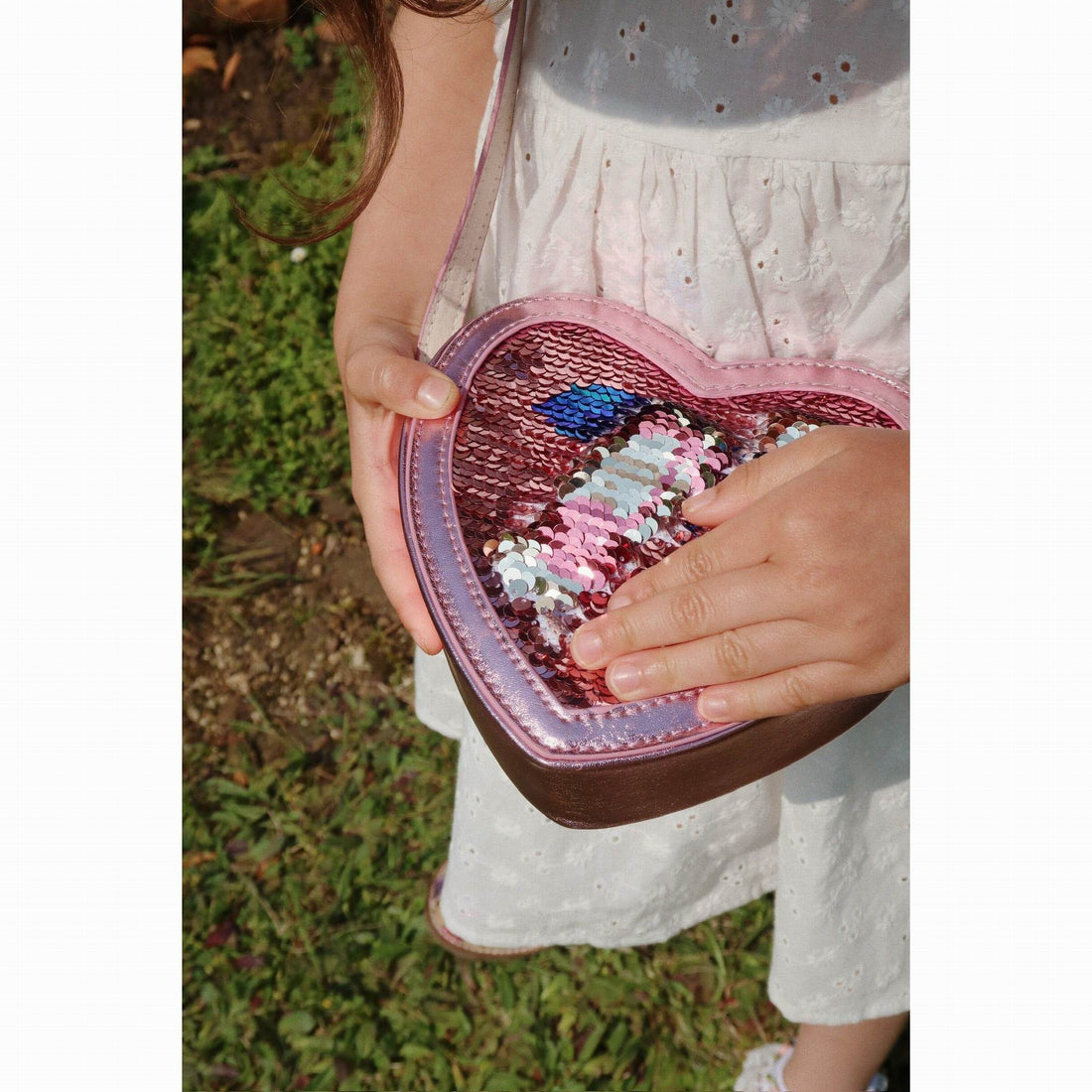 konges-sl-jd-tut-heart-sequin-bag-rose-clothing-wear-fashion-accessories-kong-w24ks101719-rose-06