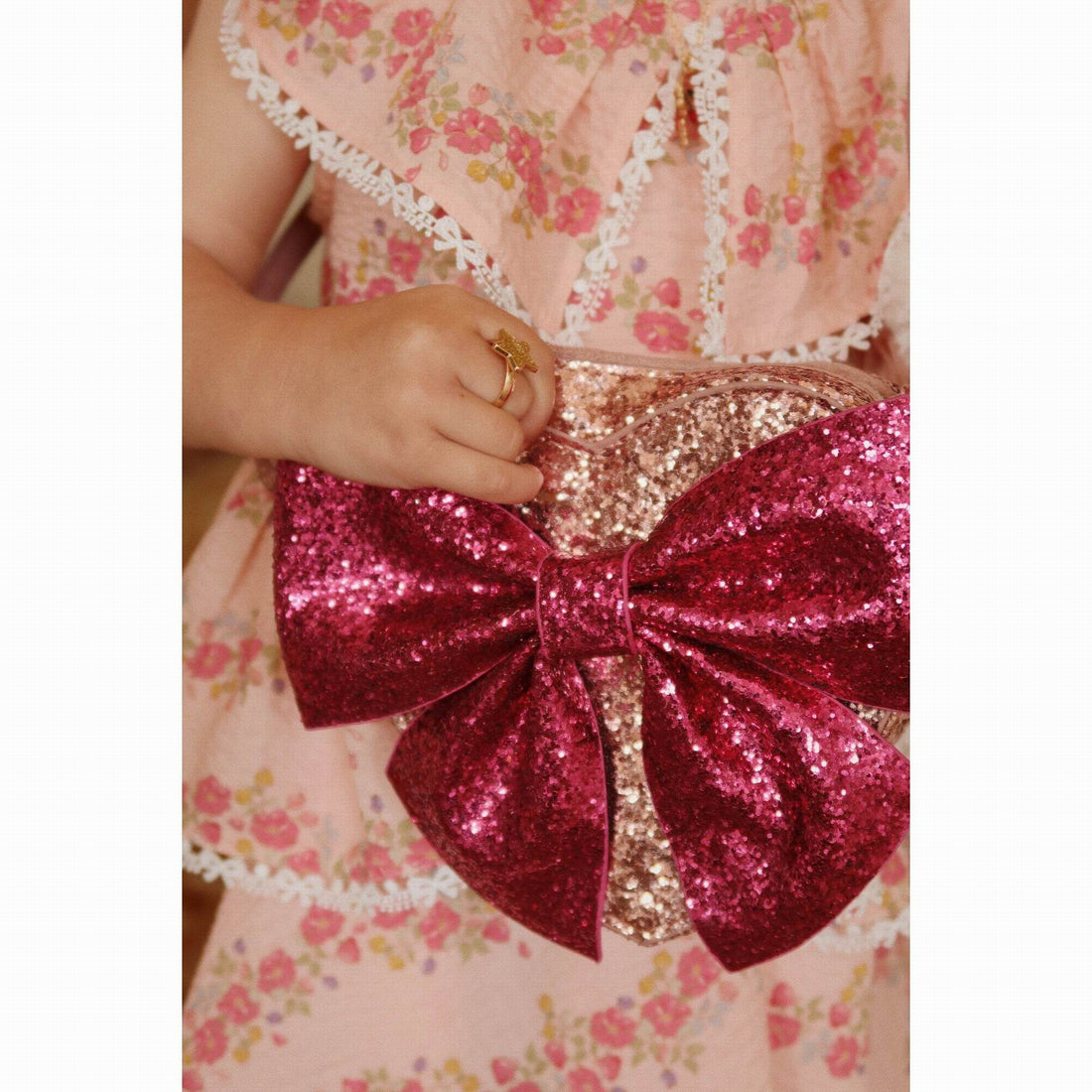 konges-sl-jd-tut-heart-sequin-bag-rose-clothing-wear-fashion-accessories-kong-w24ks101719-rose-07