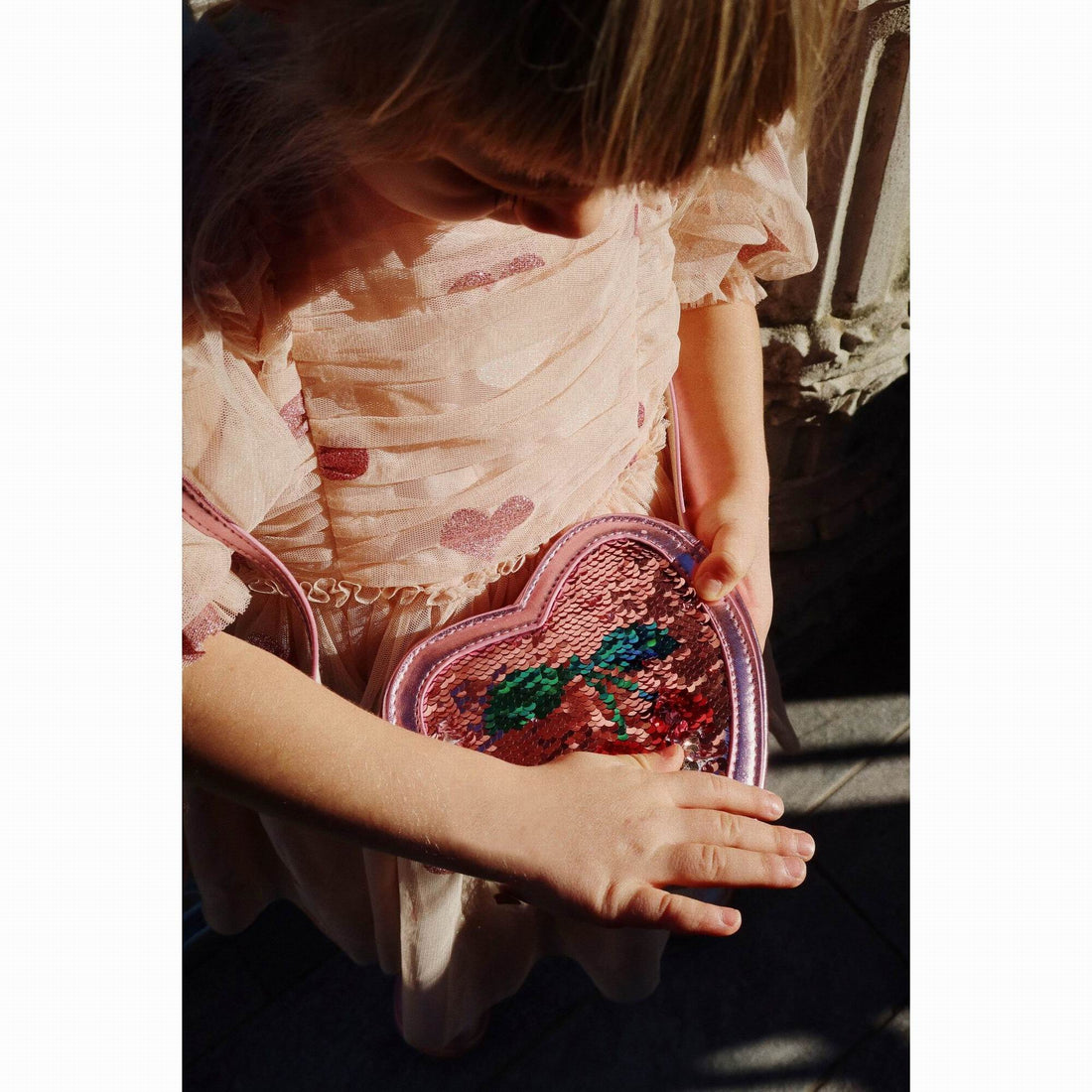konges-sl-jd-tut-heart-sequin-bag-rose-clothing-wear-fashion-accessories-kong-w24ks101719-rose-08