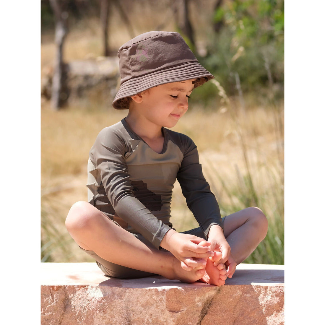 konges-slojd-aster-onesie-dino-overland-trek-kong-s23ks4617-ot-6m
