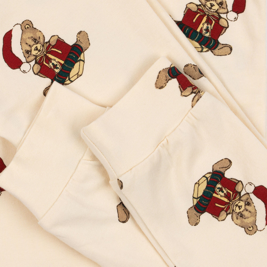 konges-sløjd-basic-blouse-pants-set-gots-christmas-teddy-kong-w23ks6334-ct-2y