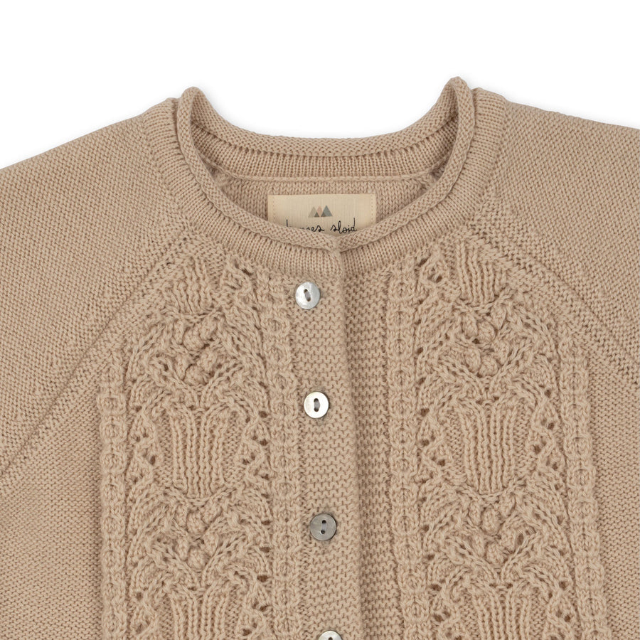 konges-sløjd-cabby-frill-cardigan-almond-milk-kong-w23ks5923-am-3y