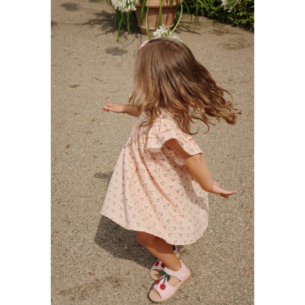 konges-slojd-coco-dress-gots-cherry-pink-motif-clothing-wear-fashion-kong-s25ks103059-cpm-12m