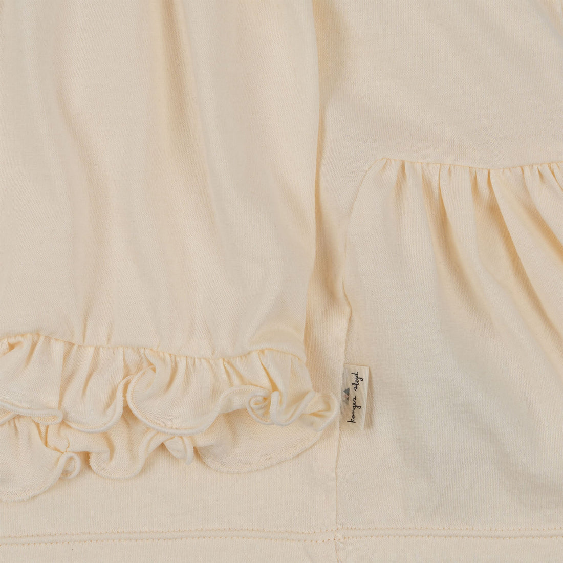 konges-slojd-famo-frill-set-gots-buttercream-kong-s24ks100878-bc-12m